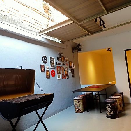 Cozy Homestay With Karaoke System & Pool Table Kuala Lumpur Exterior photo