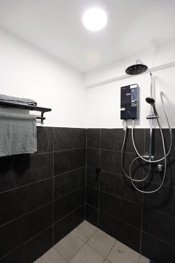 Cozy Homestay With Karaoke System & Pool Table Kuala Lumpur Exterior photo